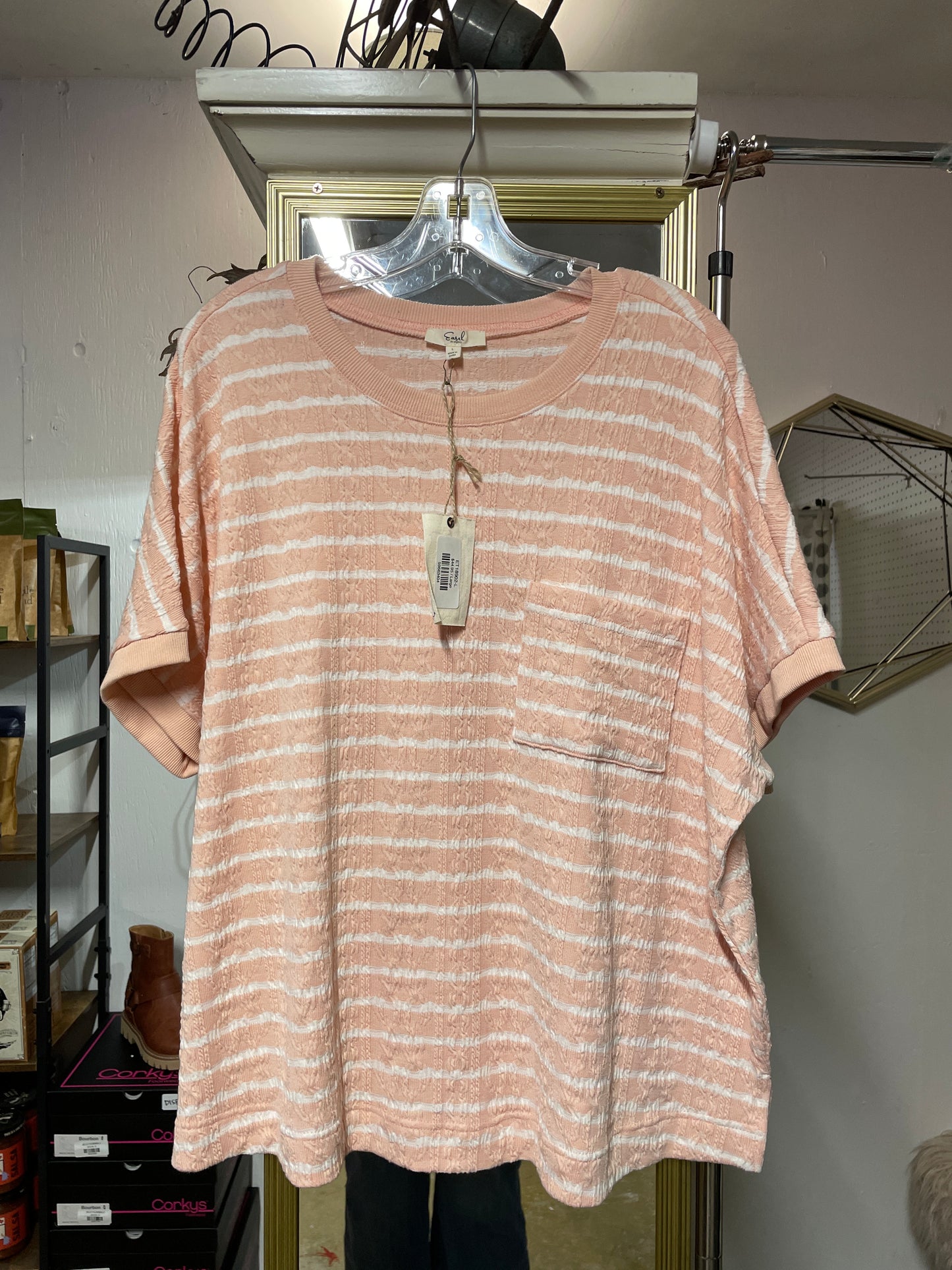 LUCKA TOP
