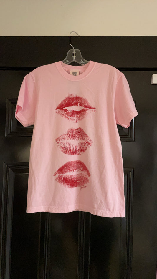 Lips Tee