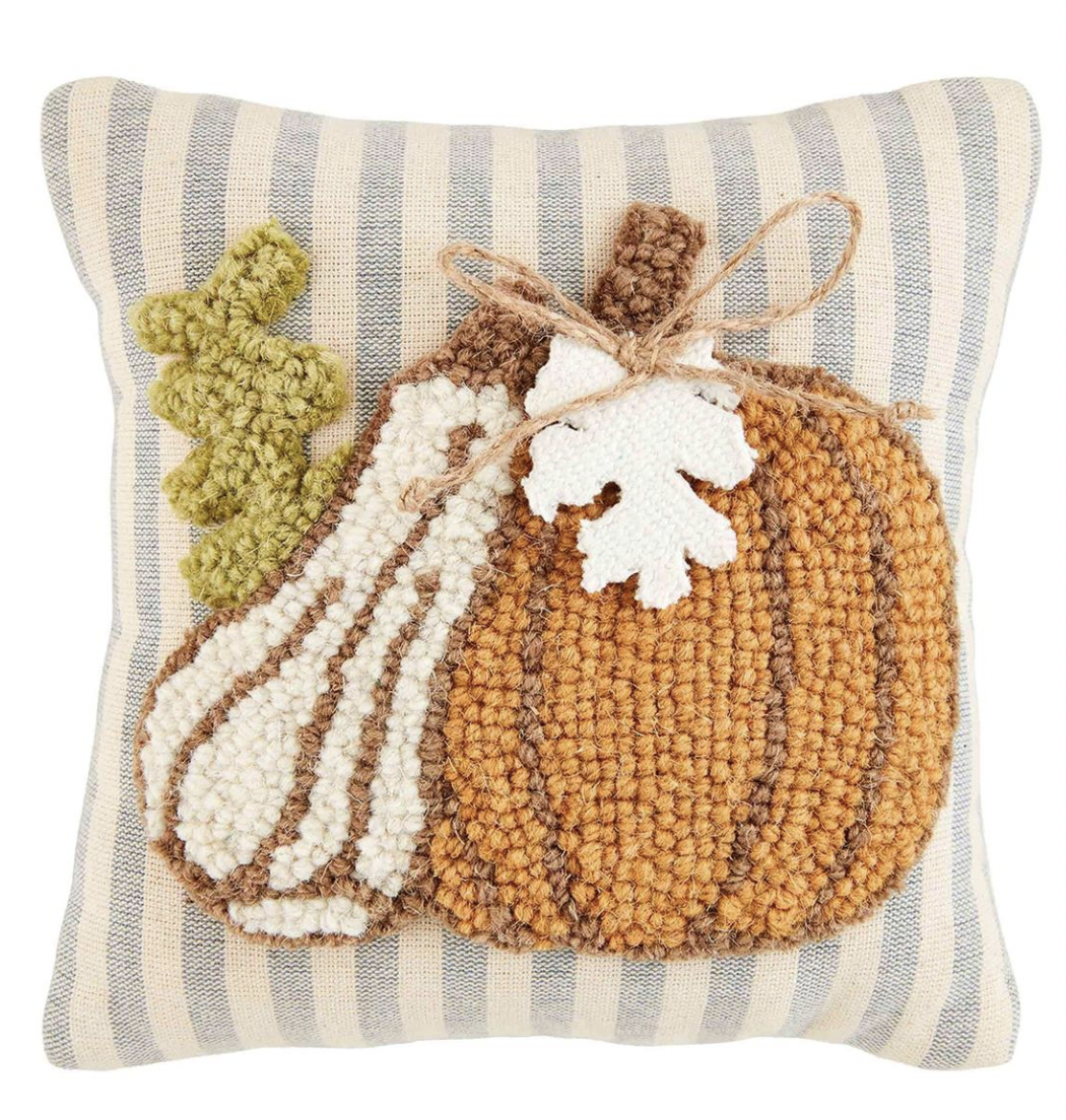 GOURD MINI HOOK GATHER PILLOW