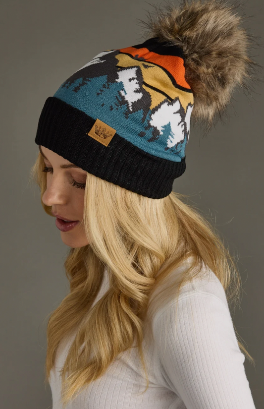 Everlasting Pom Hat
