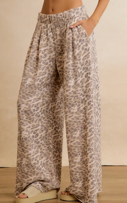 Leopard Print Full Length Wide Leg Pull on Pants