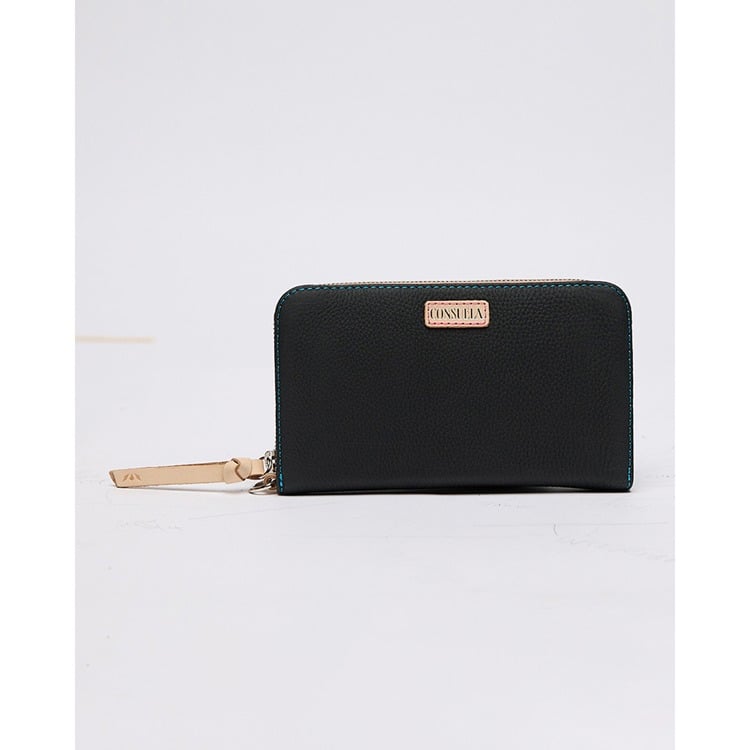 Essential Wallet, Cyndi