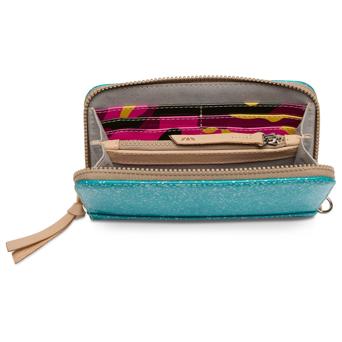 Essential Wallet, Shay