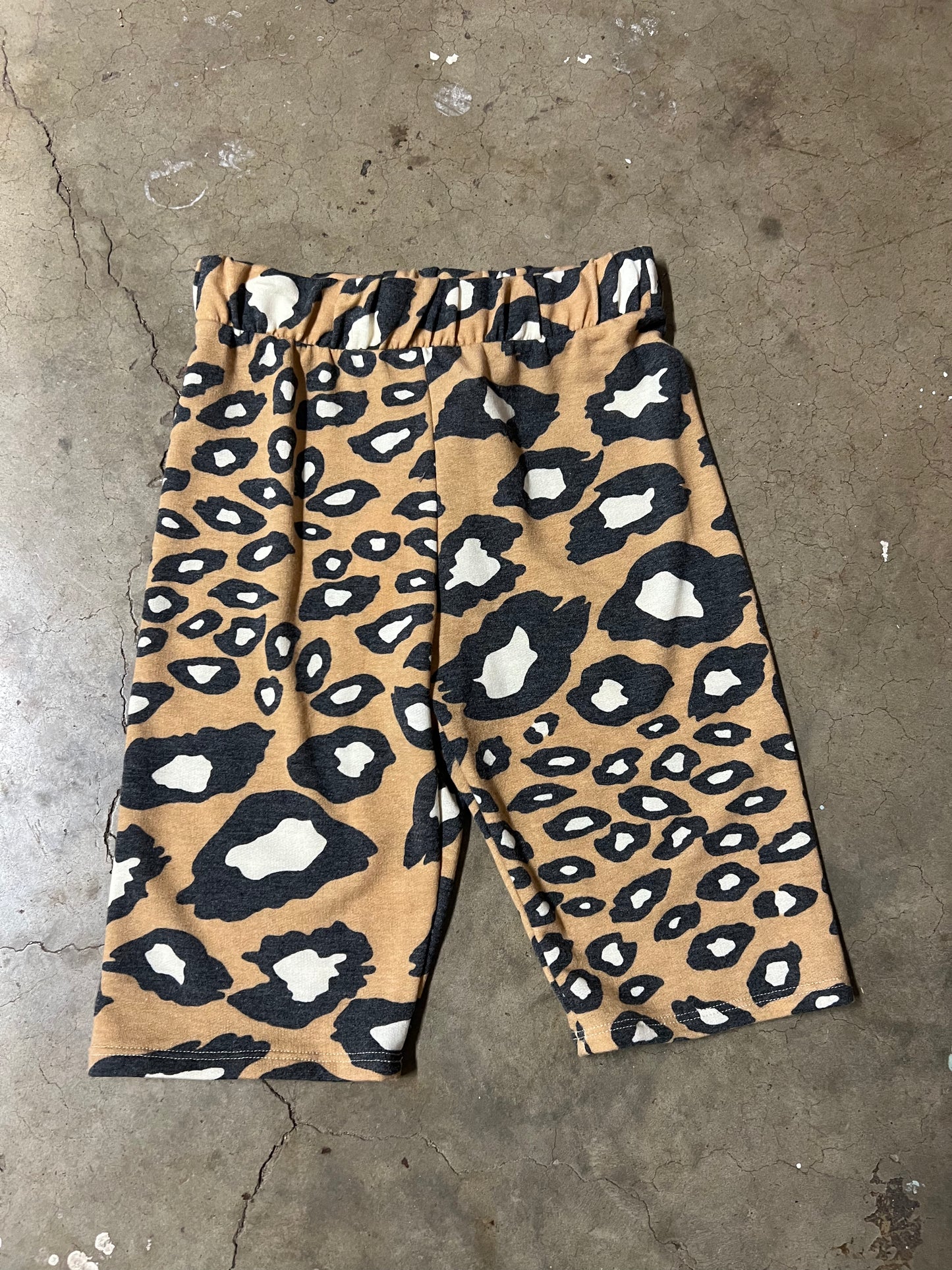 Leopard Printed Waist Elastic Pants