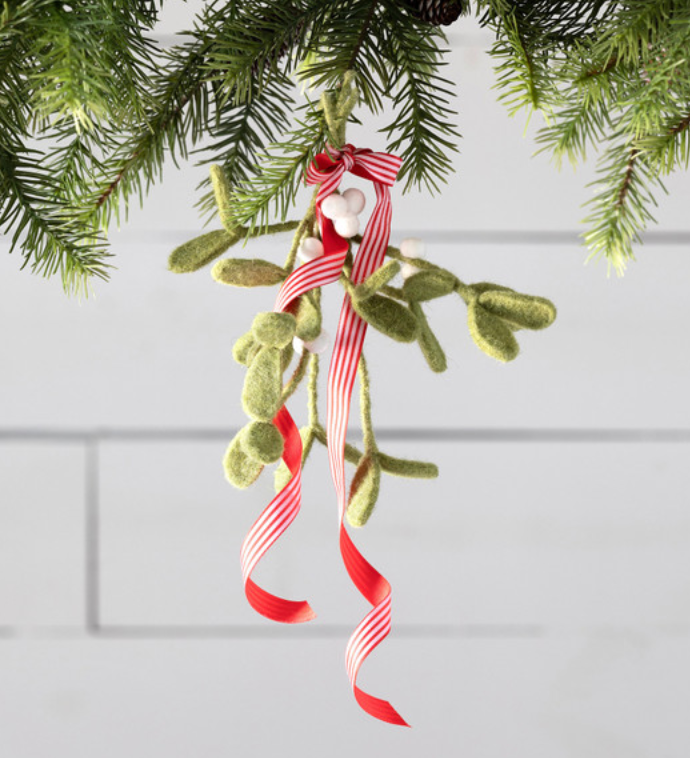 Wool Mistletoe Bundle